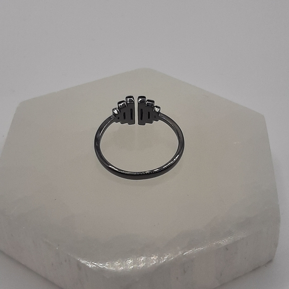 R1018 Bar Ring Plated - Fragrant Jewels - Picture 5 of 7